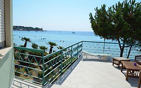 Casa Vacanze via Taormina 8